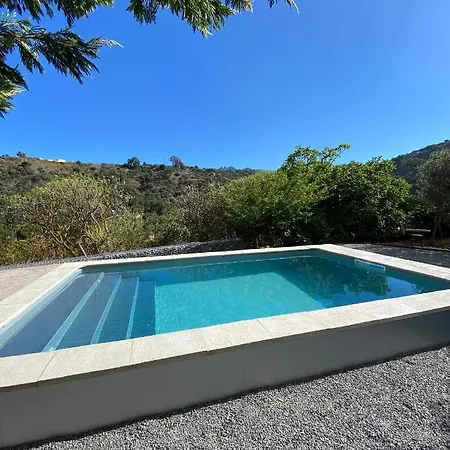 La Cara Luna Tatil Evi